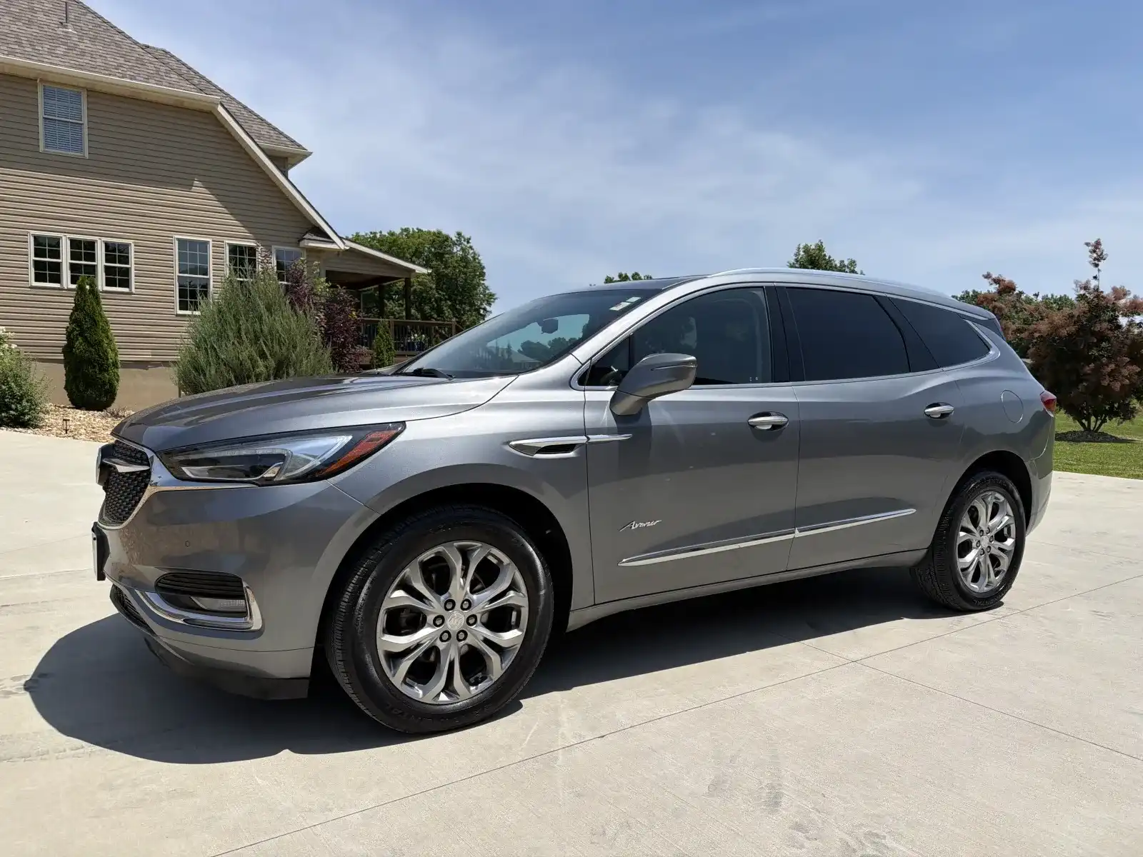 2021 Buick Enclave Avenir AWD's photo