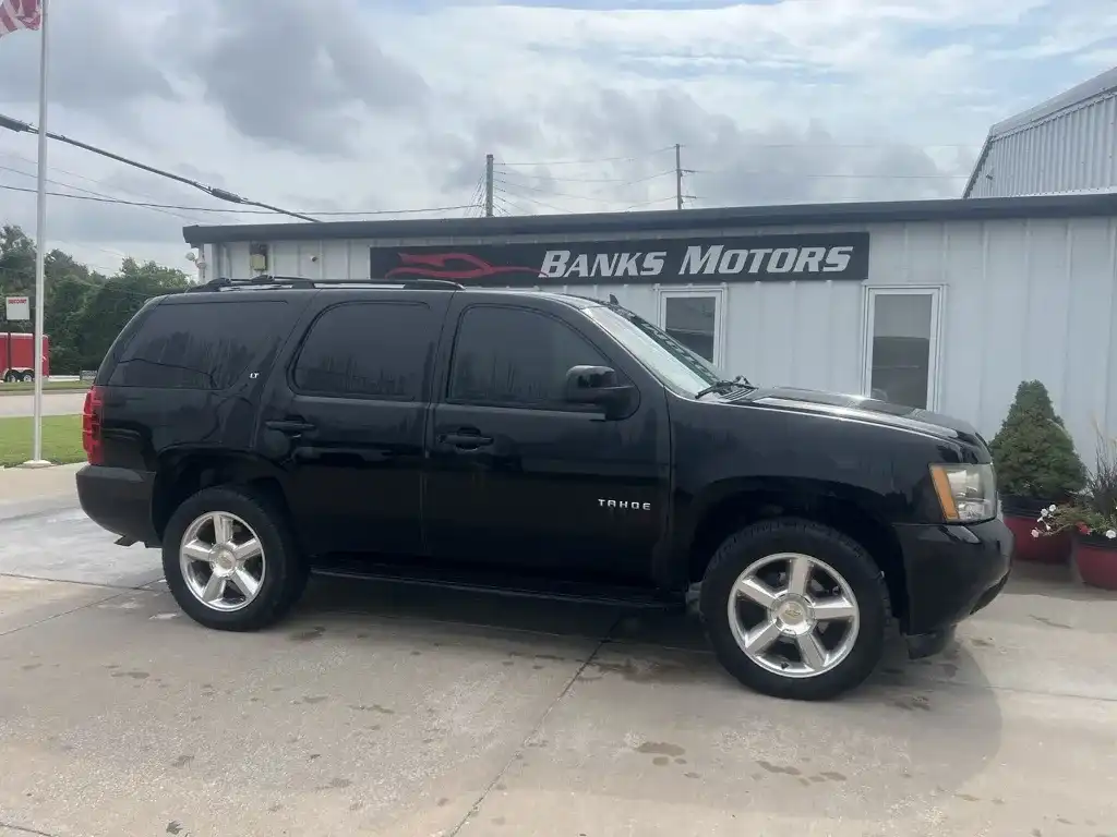 2009 Chevrolet Tahoe 4WD LT1's photo