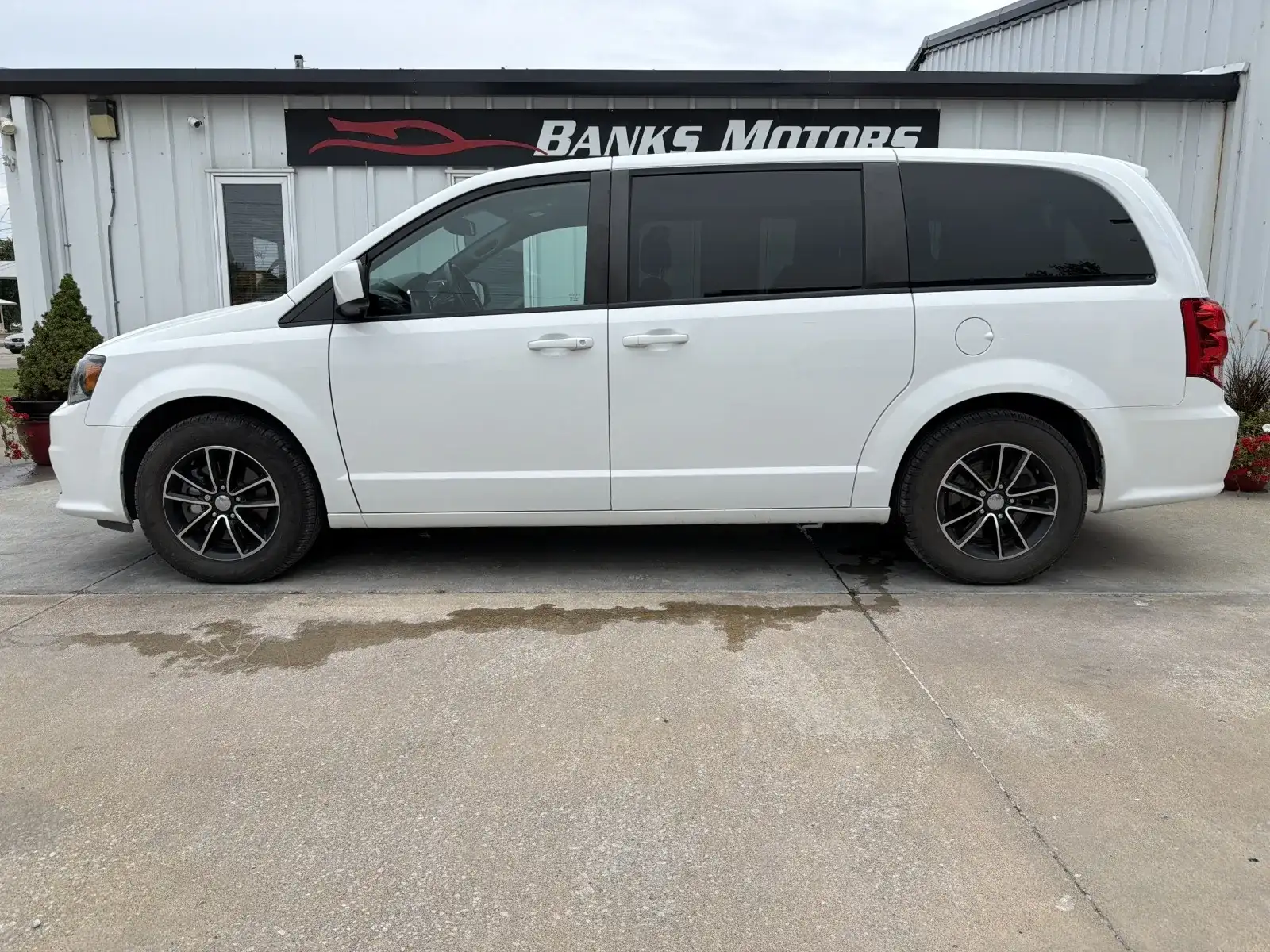 2018 Dodge Grand Caravan SXT's photo