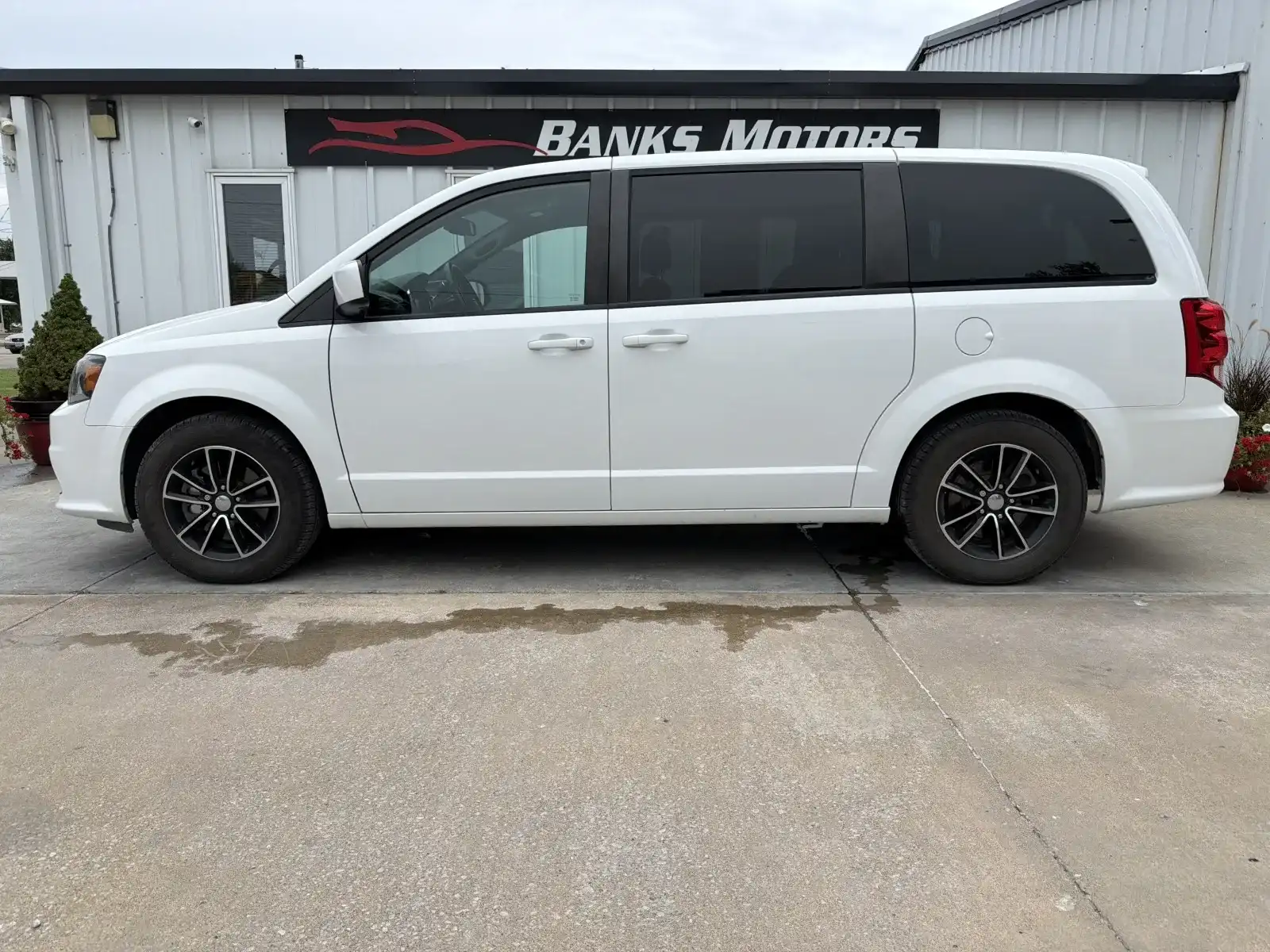 2018 Dodge Grand Caravan SXT's photo