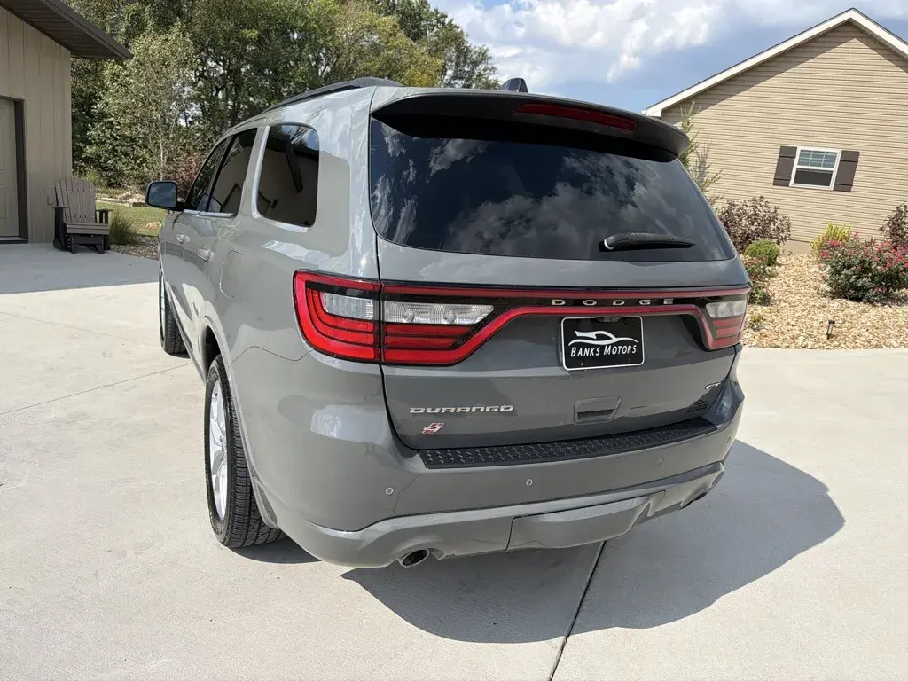 2023 Dodge Durango GT AWD Plus photo 4
