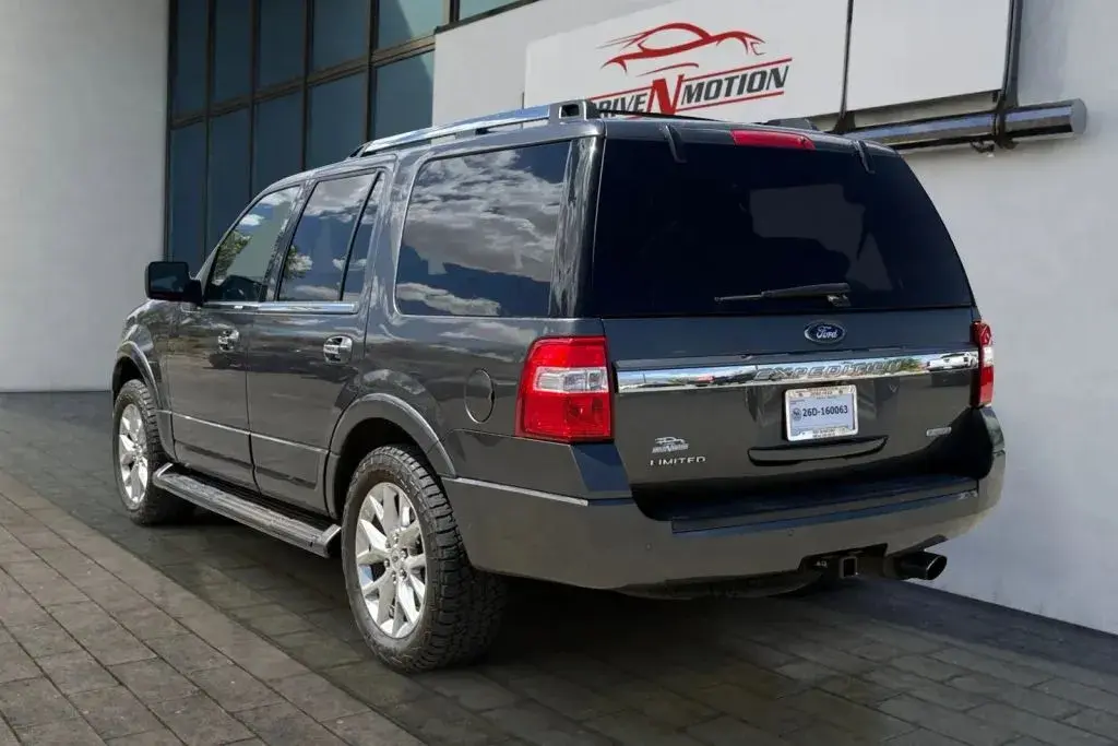 2017 Ford Expedition Limited 4X4 photo 5