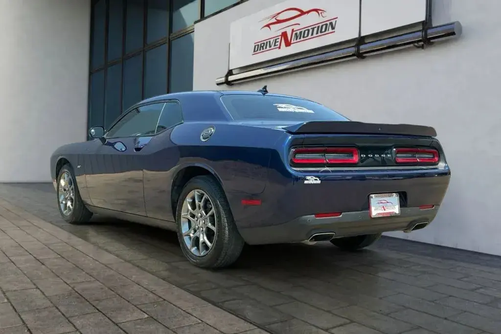 2017 Dodge Challenger GT photo 5