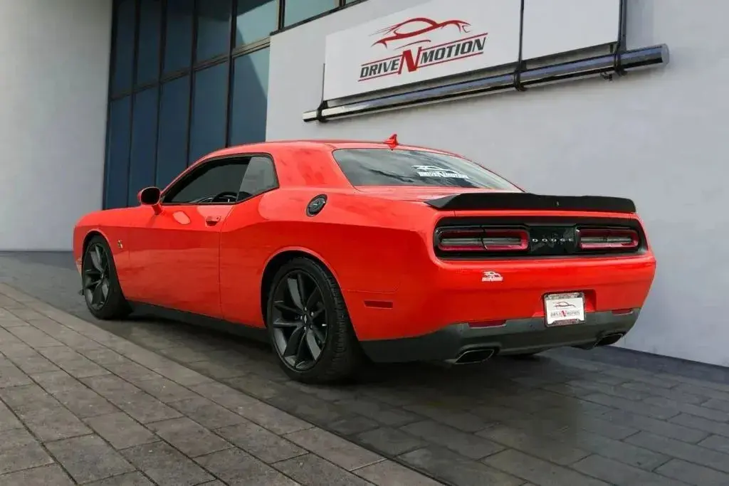 2019 Dodge Challenger R/T Scat Pack photo 5