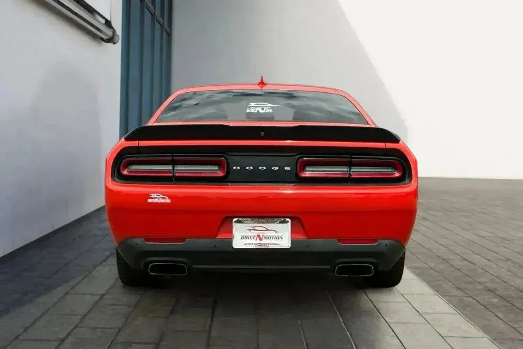 2019 Dodge Challenger R/T Scat Pack photo 4