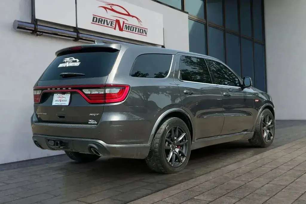 2018 Dodge Durango SRT AWD photo 4