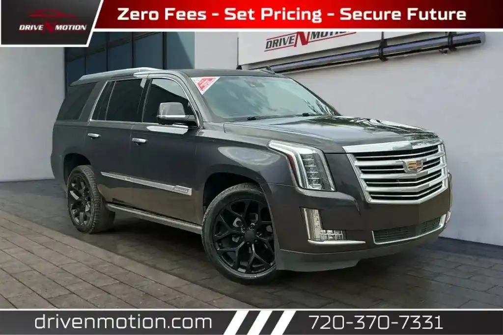 2015 Cadillac Escalade AWD Platinum's photo