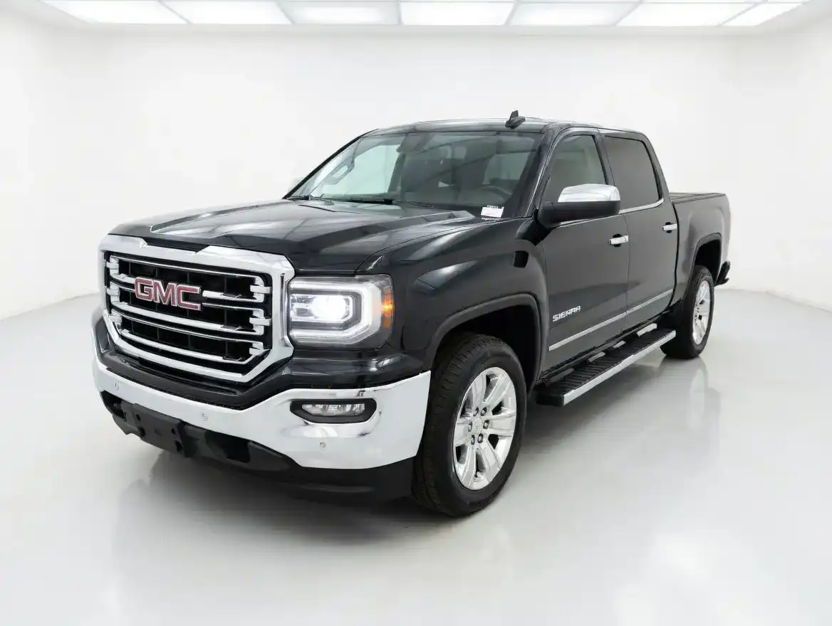 2018 GMC Sierra 2WD Crew Cab Short Box SLT's photo