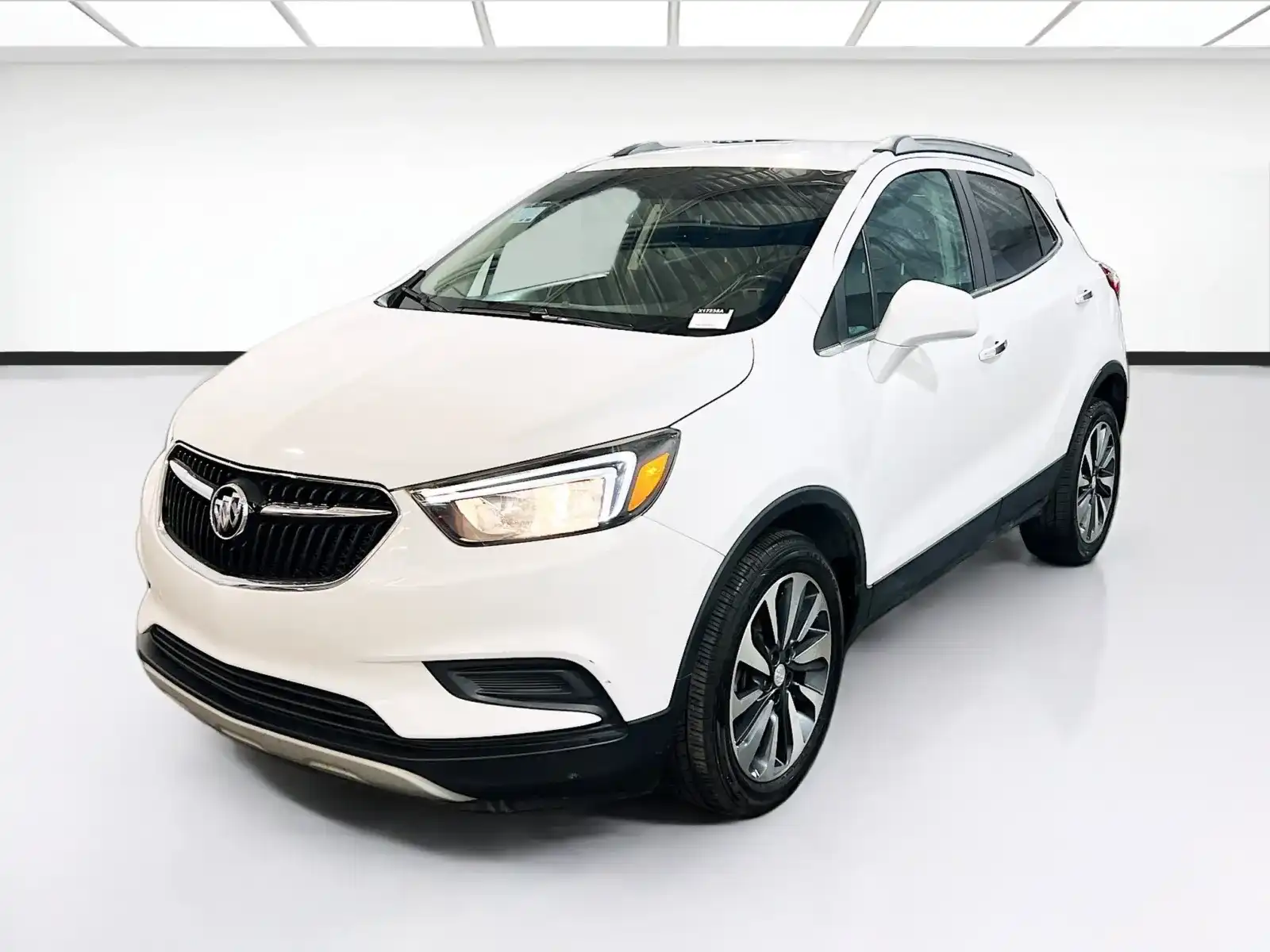 2022 Buick Encore Preferred's photo