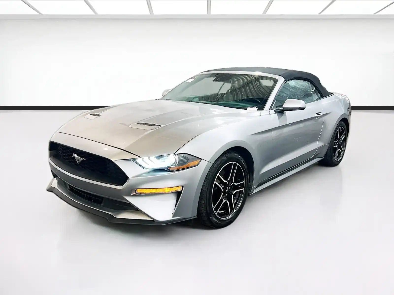 2022 Ford Mustang EcoBoost Premium Convertible's photo