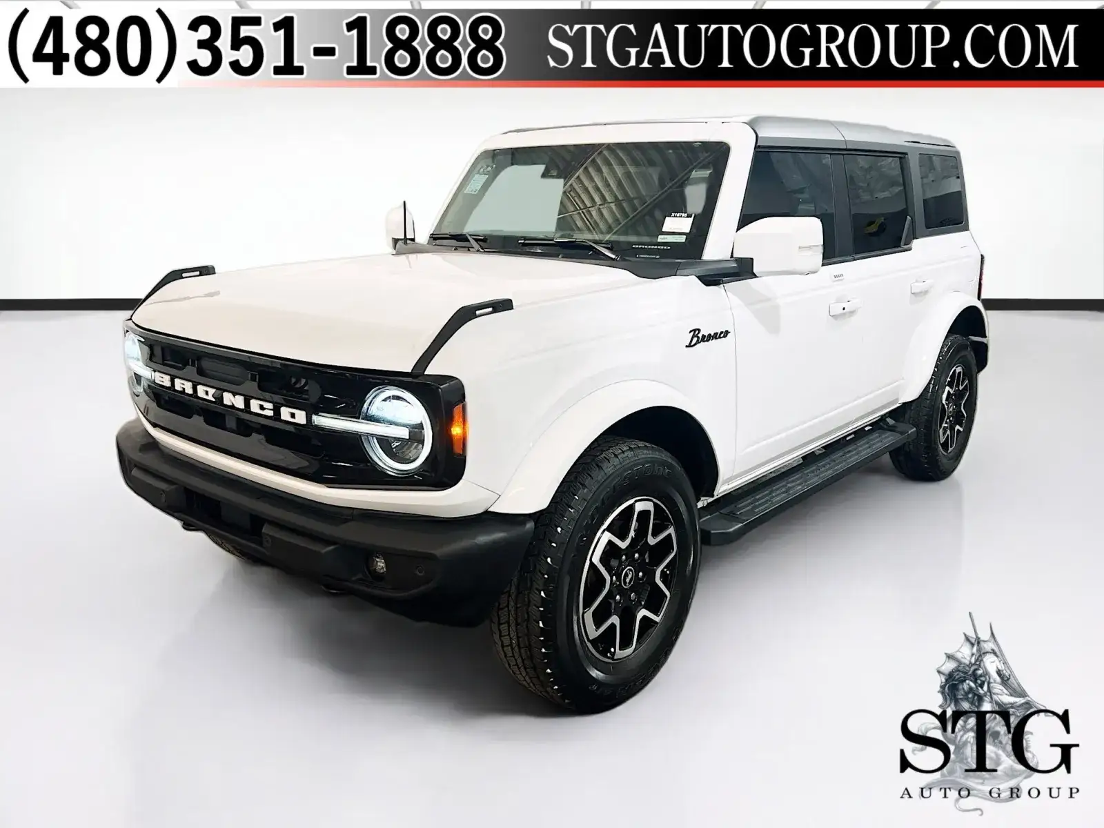 2023 Ford Bronco Outer Banks 4WD photo 1