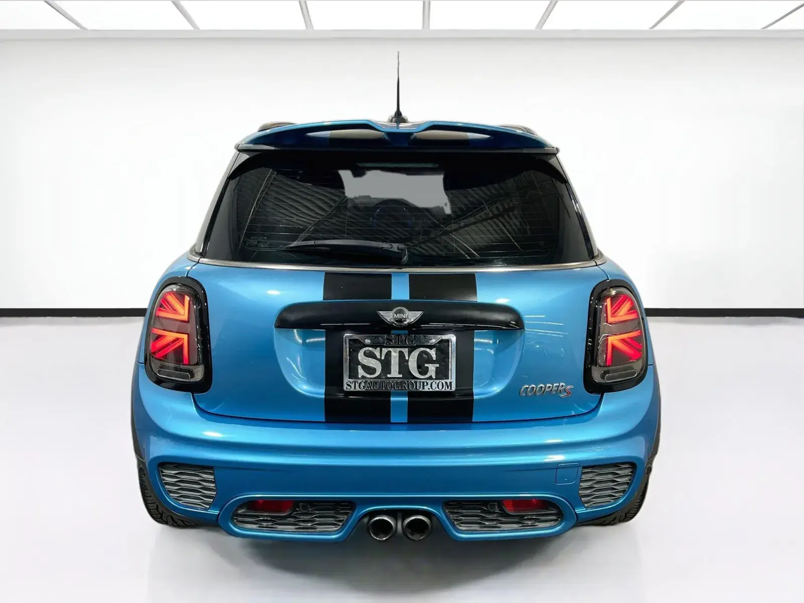 2015 MINI Cooper S photo 5