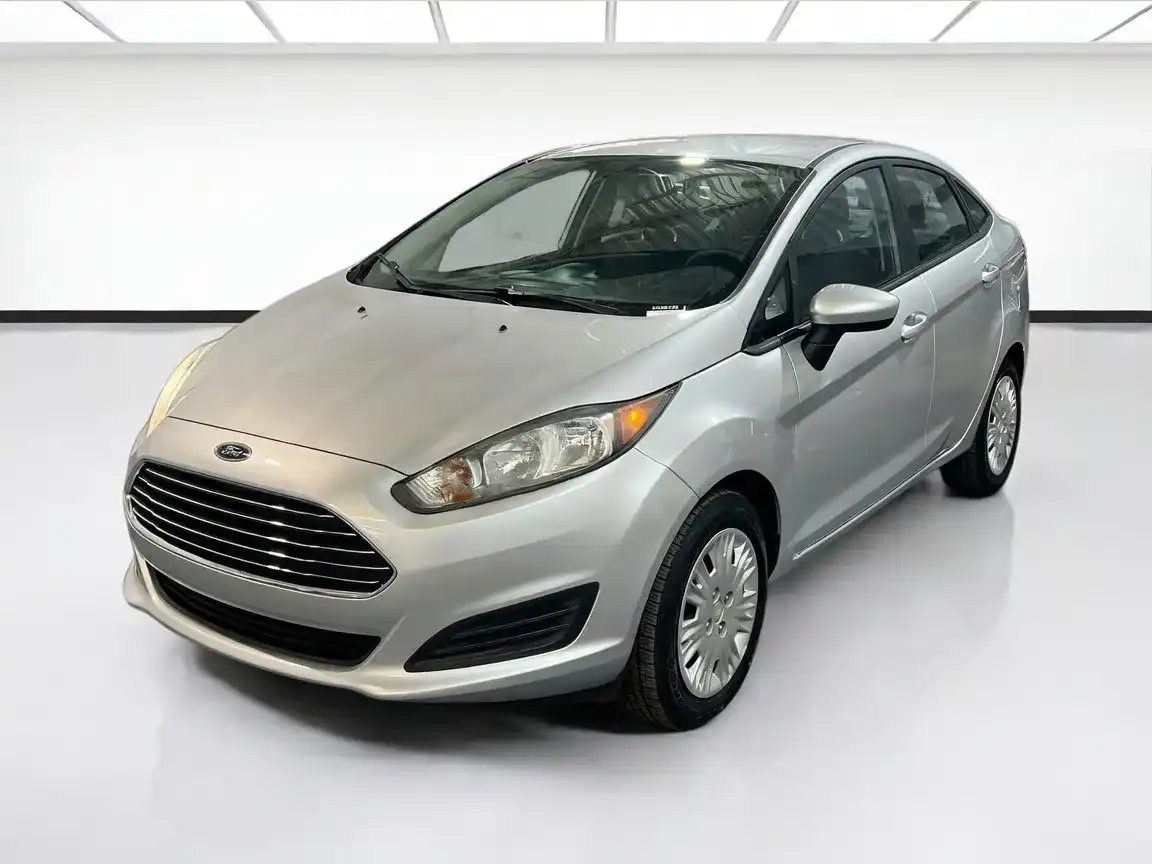2017 Ford Fiesta S Sedan's photo