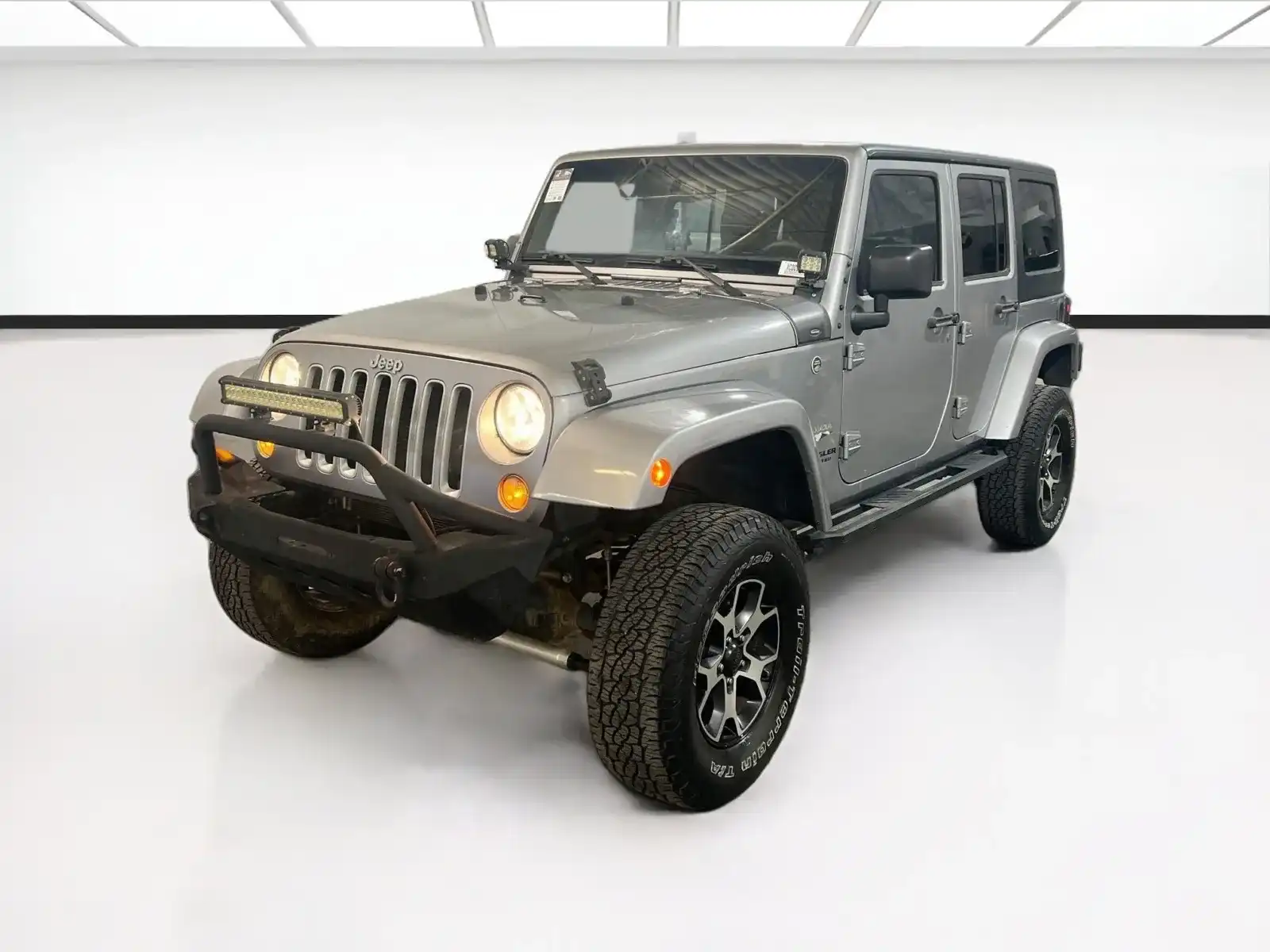 2016 Jeep Wrangler Sahara's photo