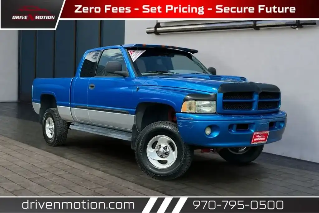 2001 Dodge Ram 1500 1500 ST 4X4 QUAD CAB SWB's photo