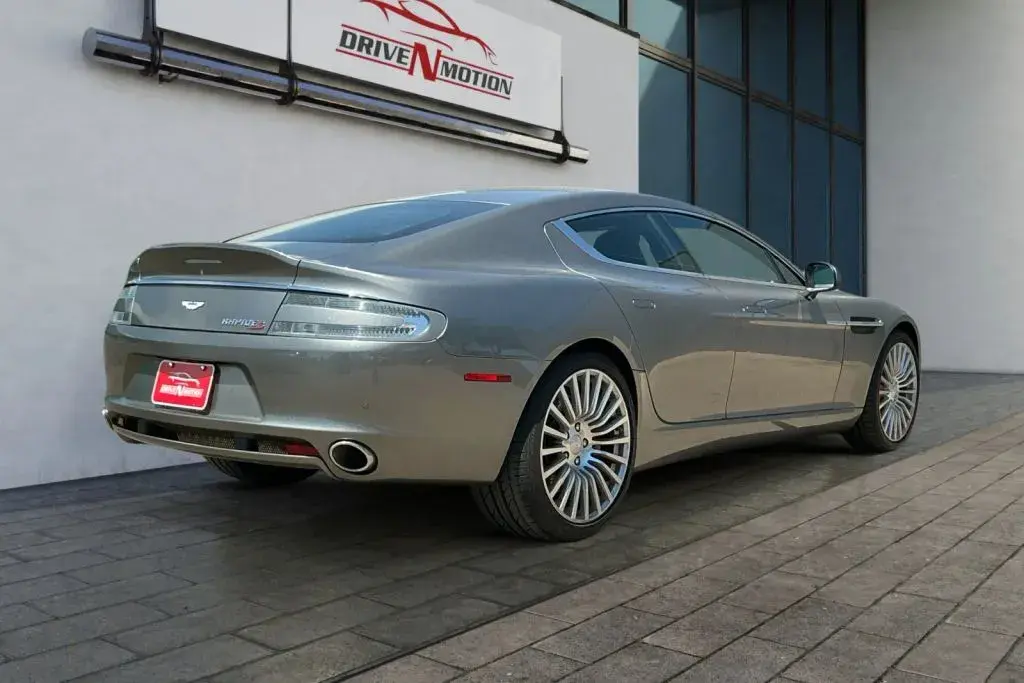 2015 Aston Martin Rapide Rapide S photo 4