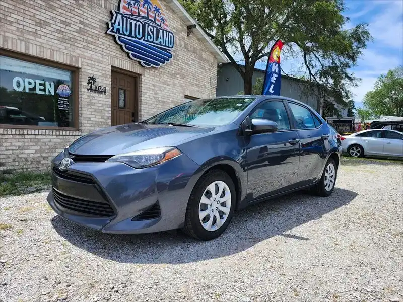 2017 Toyota Corolla LE AT's photo