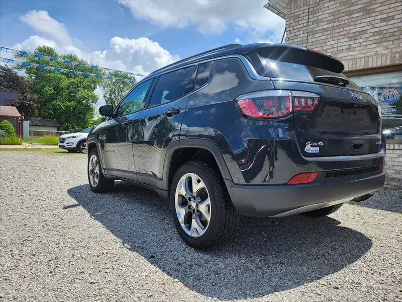 2018 Jeep Compass Limited 4X4 photo 3