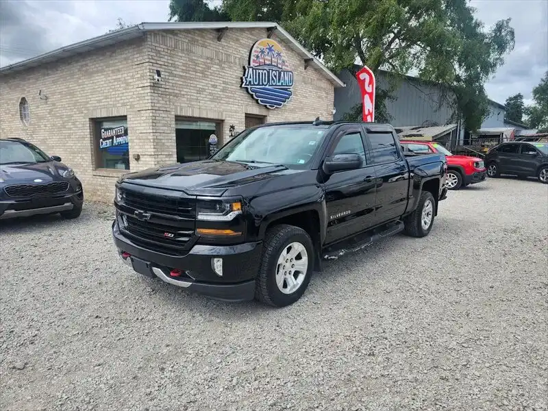 2018 Chevrolet Silverado 1500 LT Z71 4X4 Crew Cab Short Box's photo