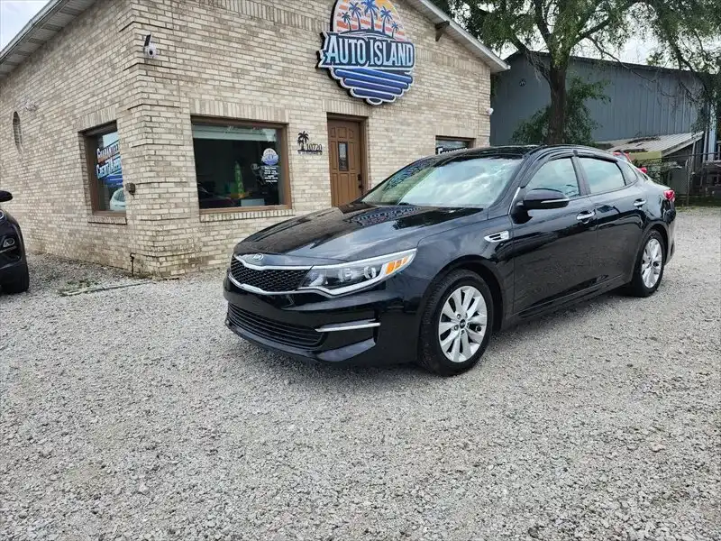2018 Kia Optima LX AT's photo