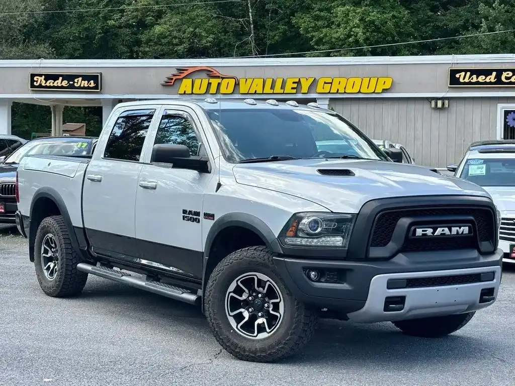 2017 RAM 1500 Rebel Crew Cab 4WD 5'7" Box's photo