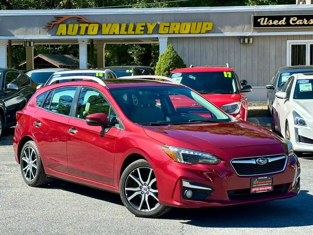 2017 Subaru Impreza 2.0i Limited CVT PZEV's photo