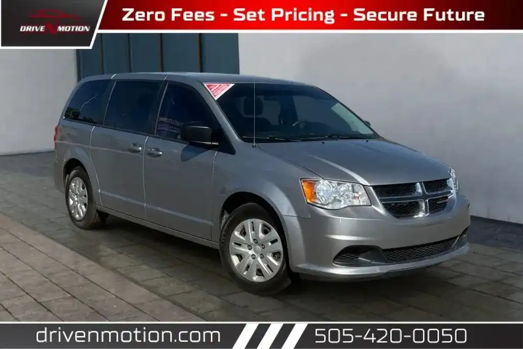 2018 Dodge Grand Caravan SE's photo