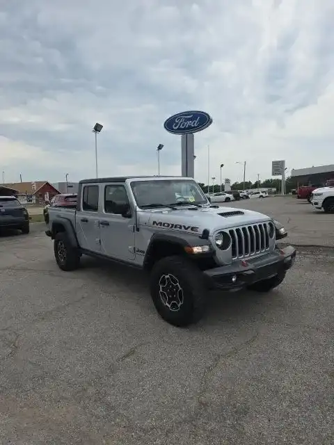 2023 Jeep Gladiator Mojave's photo
