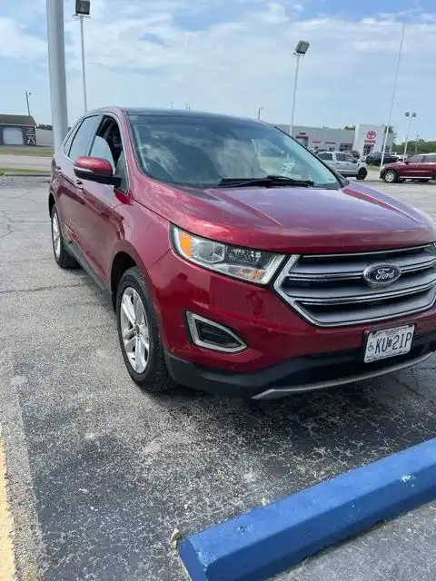2016 Ford Edge Titanium's photo