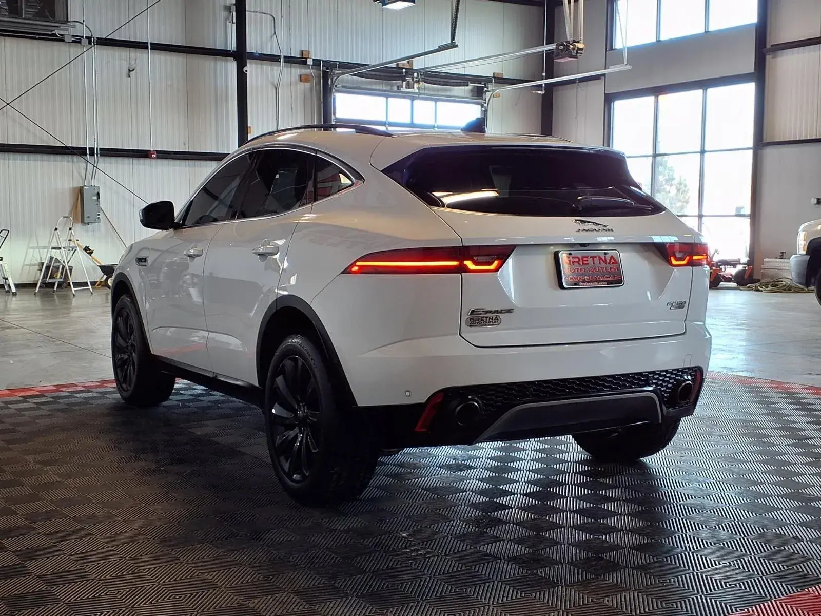 2020 Jaguar E-PACE P250 SE photo 4