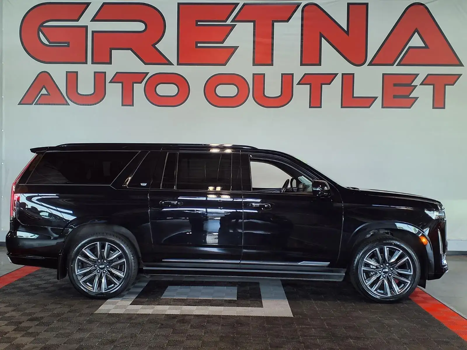 2021 Cadillac Escalade ESV 4WD Sport Platinum's photo