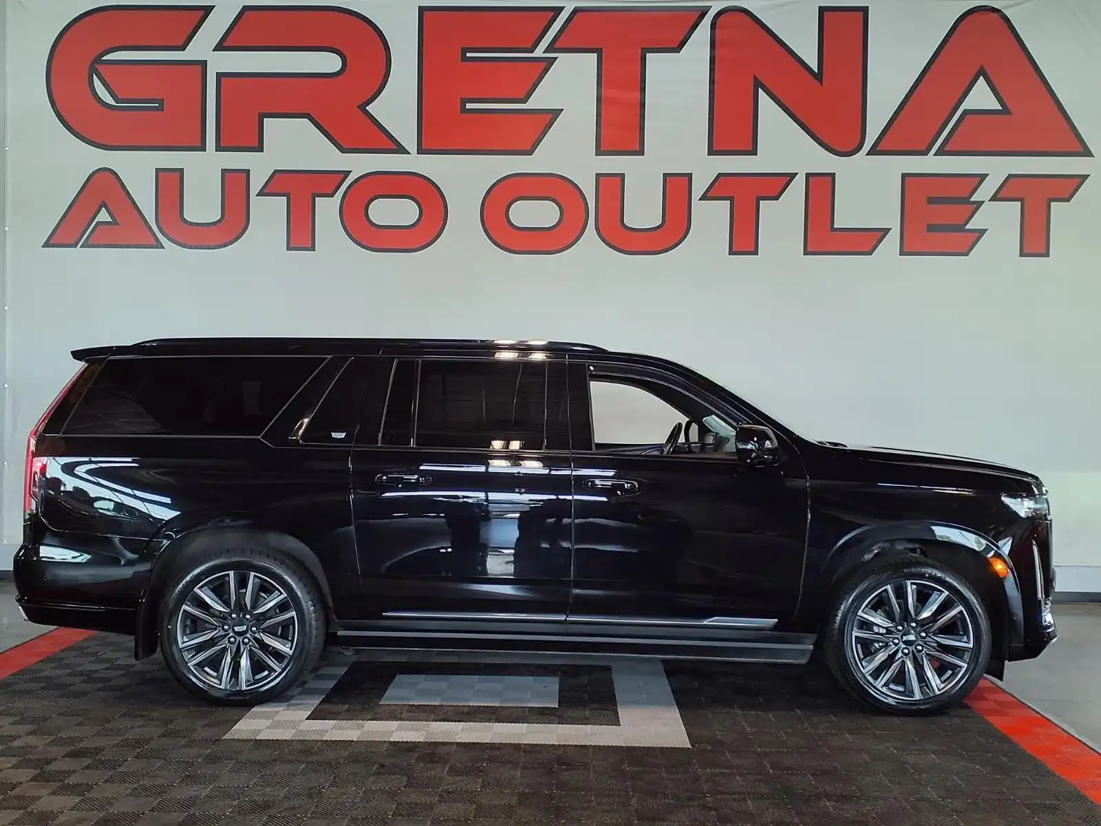 2021 Cadillac Escalade ESV 4WD Sport Platinum's photo