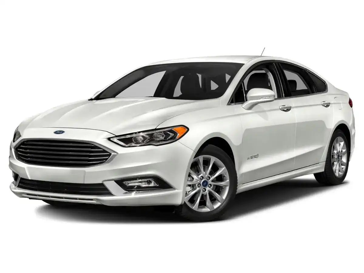2018 Ford Fusion S's photo