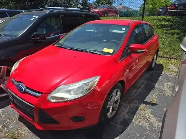 2013 Ford Focus 5 Door Hatch SE's photo
