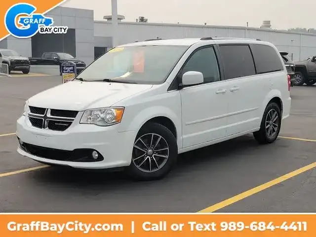2016 Dodge Grand Caravan SE's photo