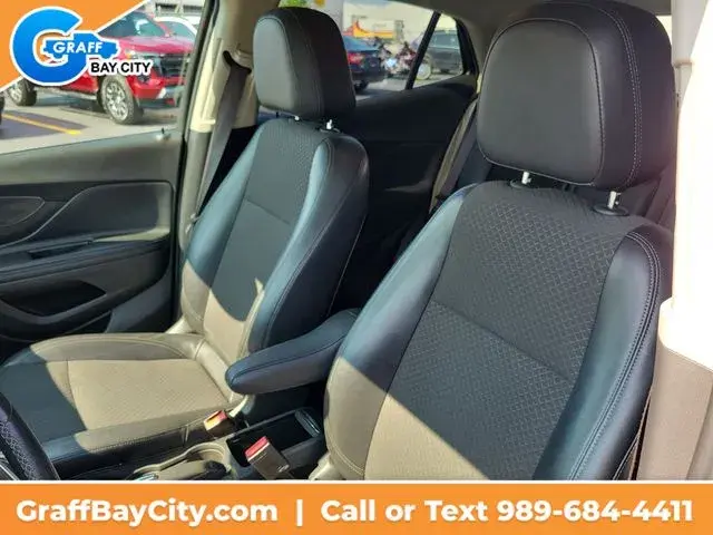 2019 Buick Encore Preferred AWD photo 5