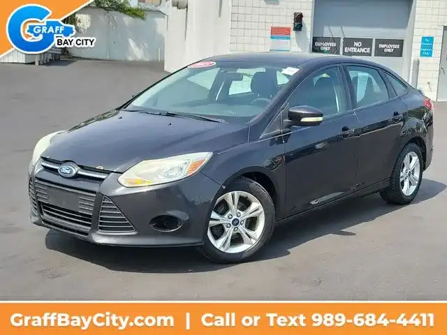 2013 Ford Focus Sedan SE's photo