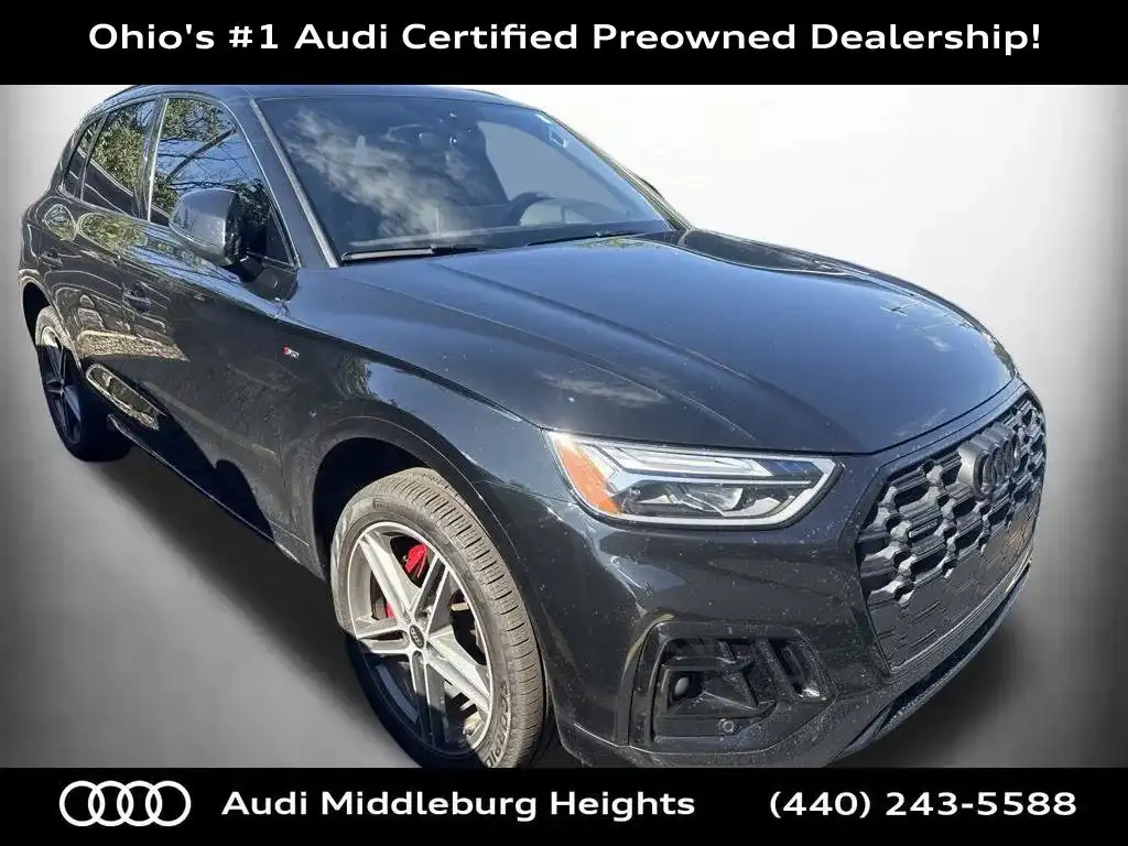 2024 Audi Q5 55 e Premium Plus's photo