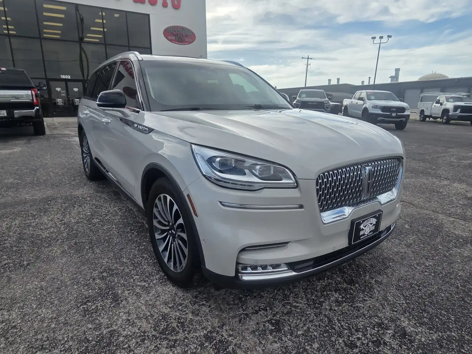 2022 Lincoln Aviator Reserve AWD's photo