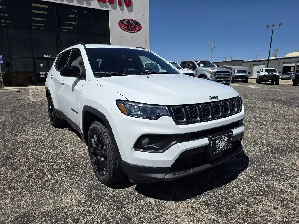2025 Jeep Compass Latitude 4WD's photo