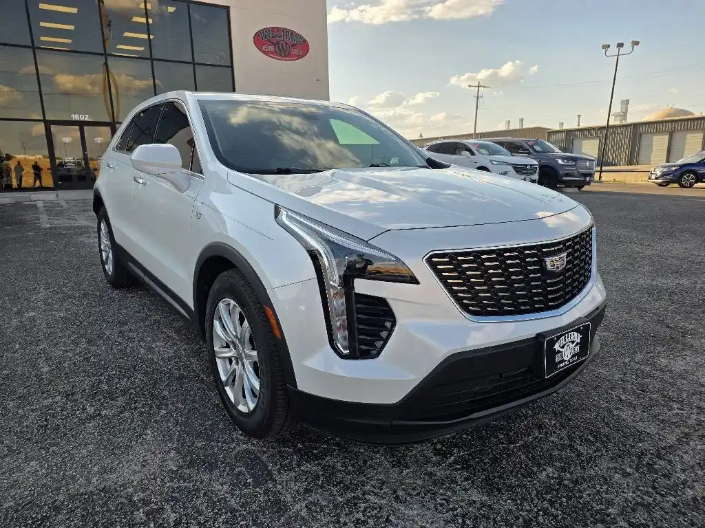 2019 Cadillac XT4 Luxury FWD's photo
