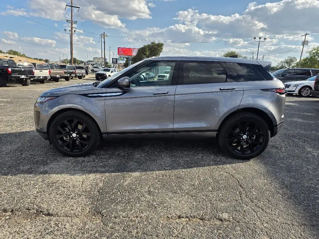2021 Land Rover Range Rover Evoque SE photo 4