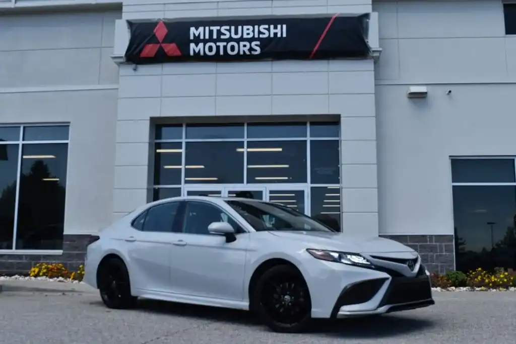 2024 Toyota Camry XSE's photo