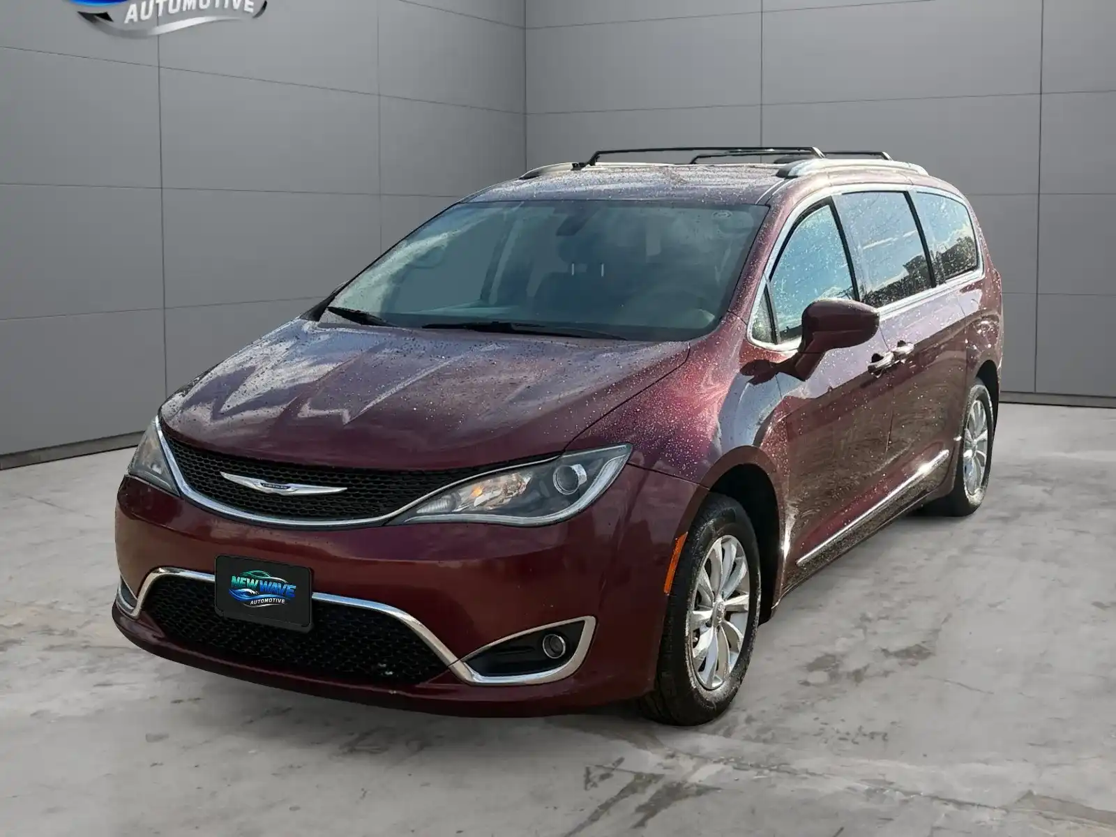 2019 Chrysler Pacifica Touring L's photo