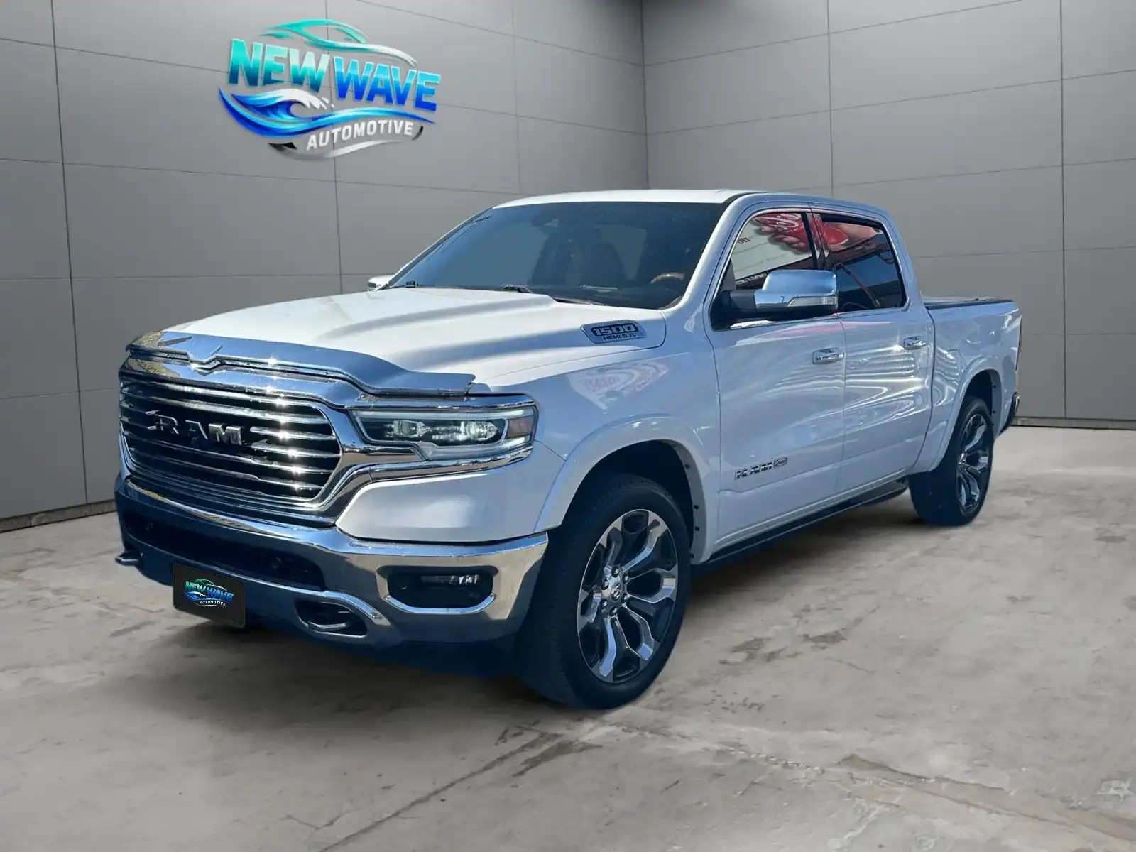 2019 RAM 1500 Longhorn Crew Cab 4x4 5'7" Box's photo