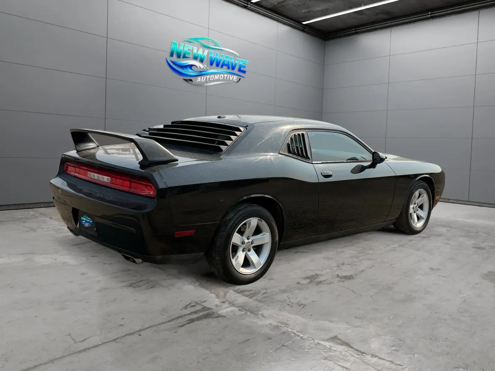 2014 Dodge Challenger SXT photo 5