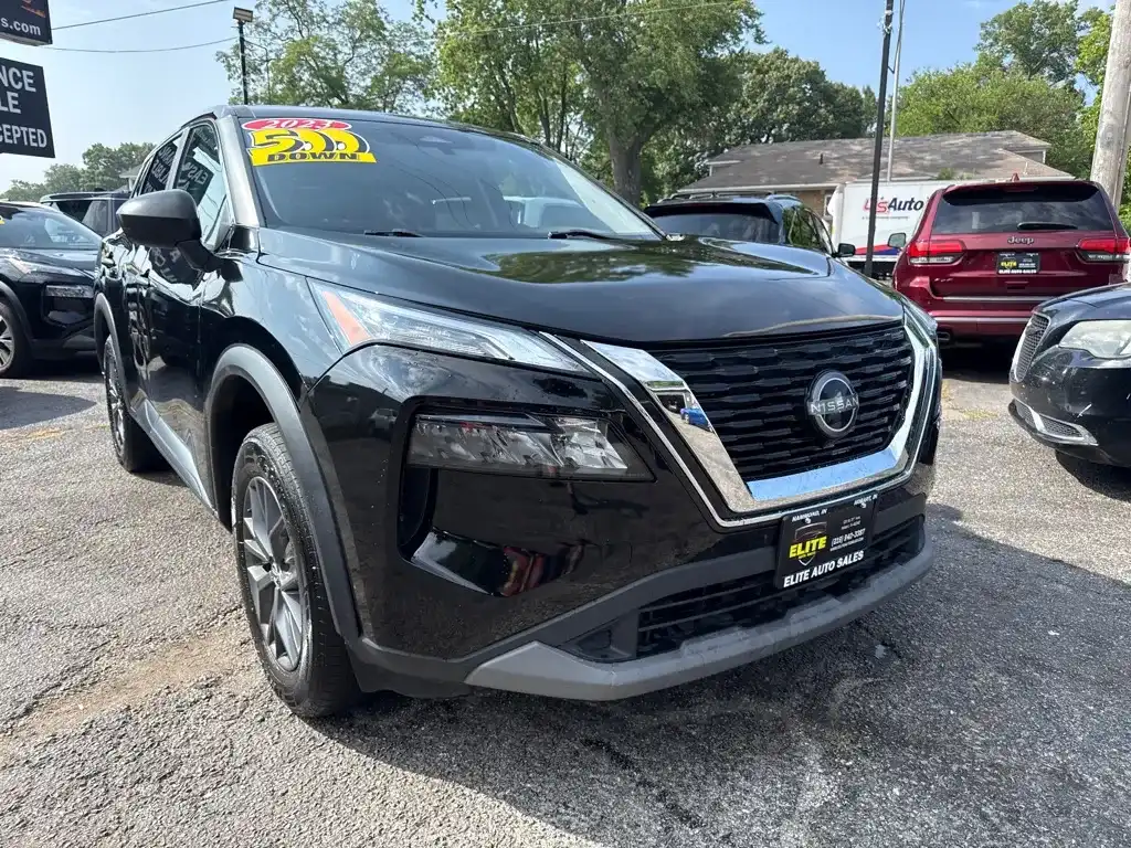 2023 Nissan Rogue S FWD's photo