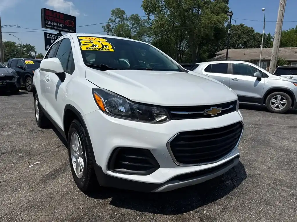 2017 Chevrolet Trax LS AWD's photo