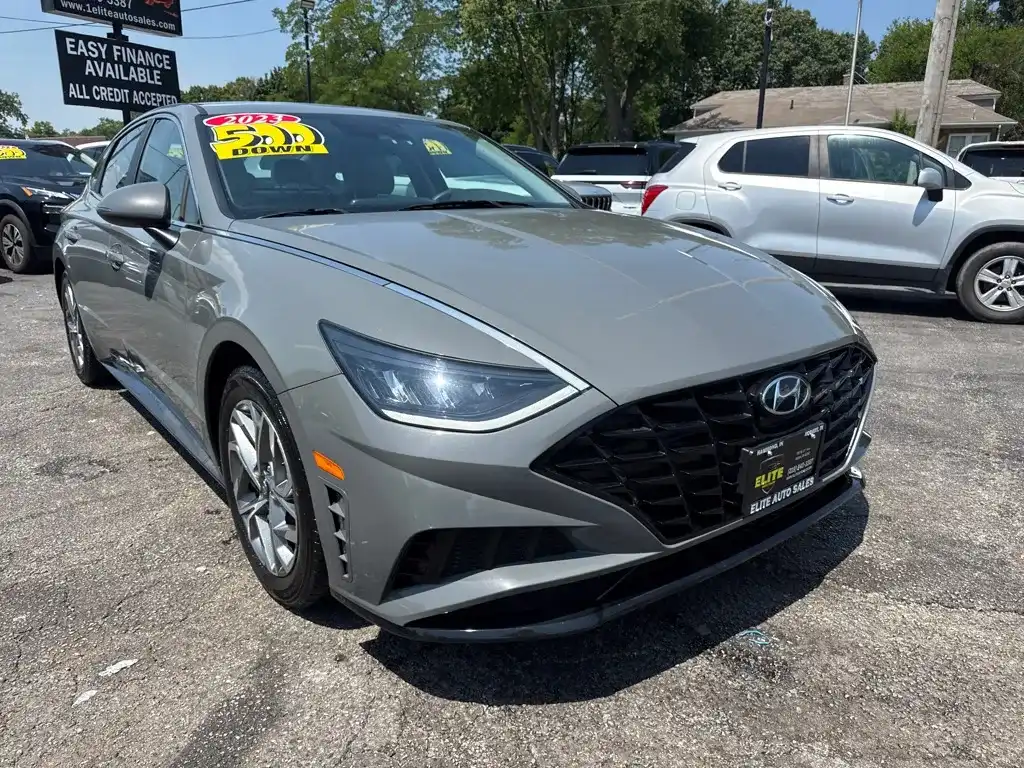 2023 Hyundai Sonata SEL's photo