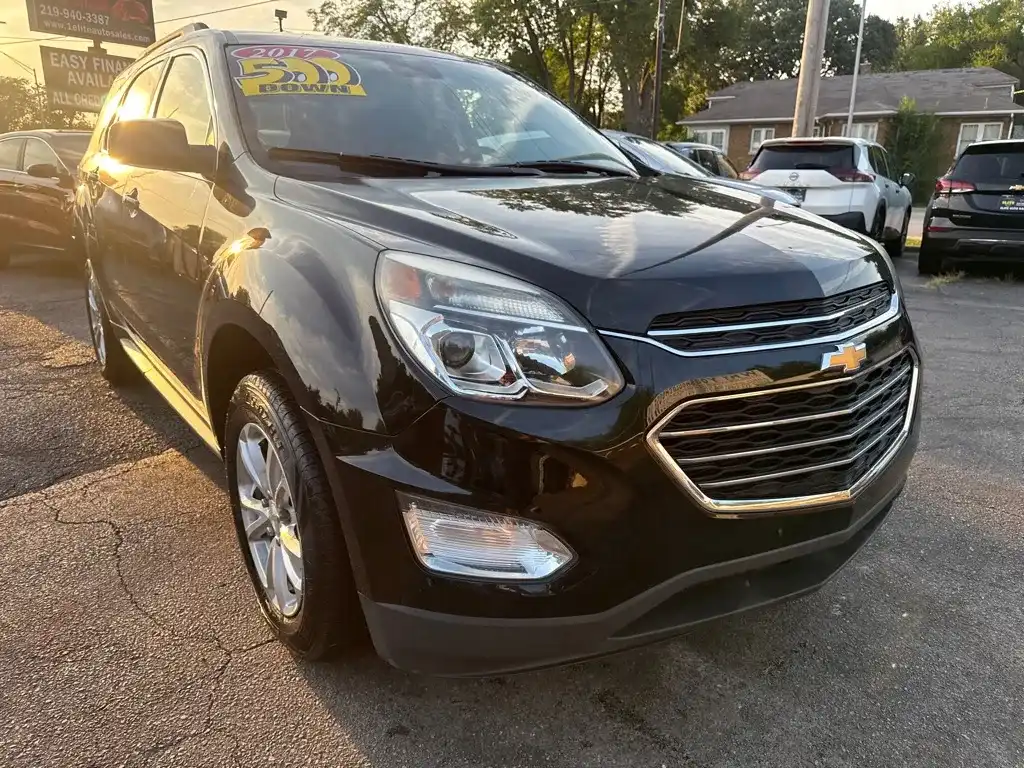 2017 Chevrolet Equinox AWD LT's photo